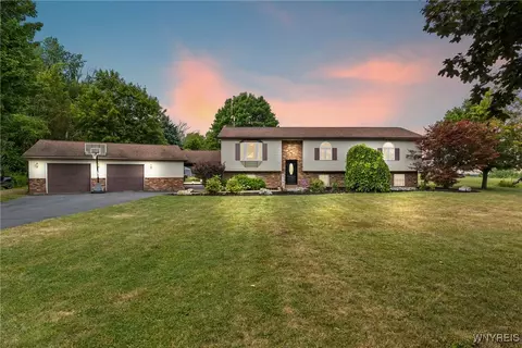 3163 Stannard Rd, Alexander, NY 14005