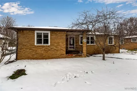 145 Hinchey Ave, Depew, NY 14043