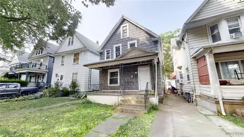 476 East St, Buffalo, NY 14207