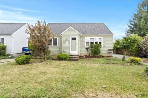 113 Rondelay Dr, Cheektowaga, NY 14227