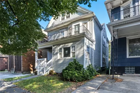 10 Russell St, Buffalo, NY 14214