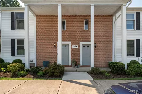4785 Chestnut Ridge Rd #3, Amherst, NY 14228