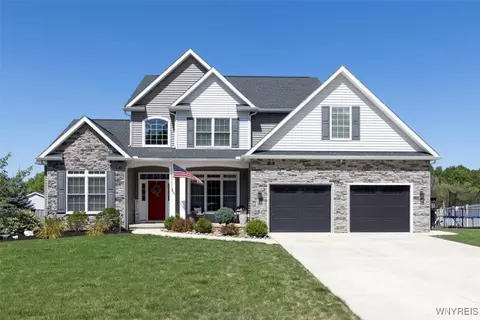 503 Riverwalk Dr, Youngstown, NY 14174