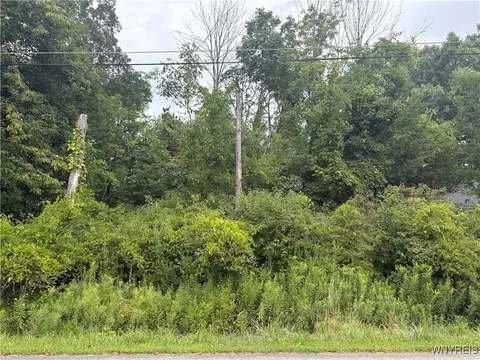 Argyle Avenue, Evans, NY 14006