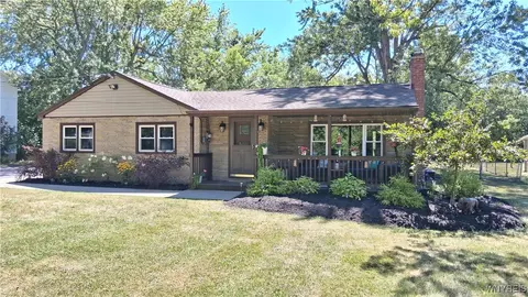 1894 Harvey Rd, Grand Island, NY 14072