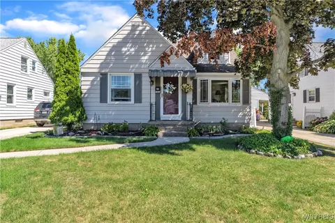 101 Blackstone Blvd, Tonawanda, NY 14150