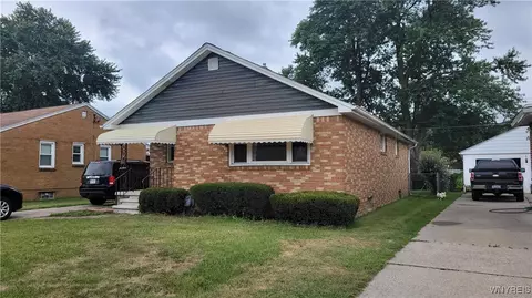 302 N Pleasant Pkwy, Cheektowaga, NY 14206