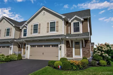 172 Northill Dr #F, Amherst, NY 14221