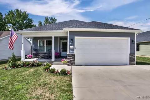 614 Borden Rd, Cheektowaga, NY 14227
