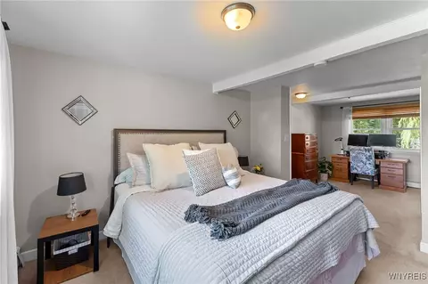 Bedroom - 132 Beech Rd, Aurora, NY 14052 photo 2 of 5