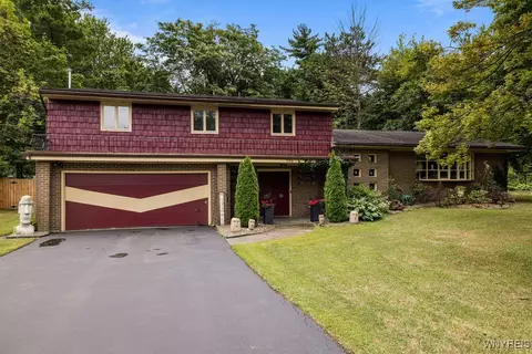 550 Greenfield Rd, Lewiston, NY 14092