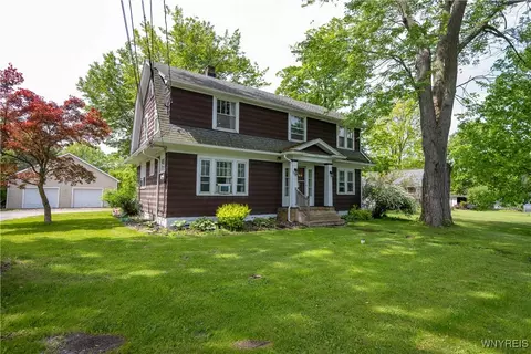 5557 Seneca St, West Seneca, NY 14224