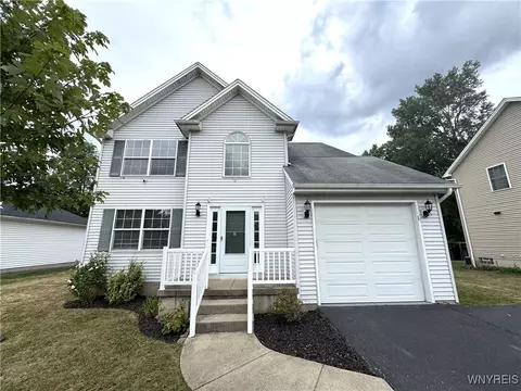 22 Miller Rd, Getzville, NY 14068
