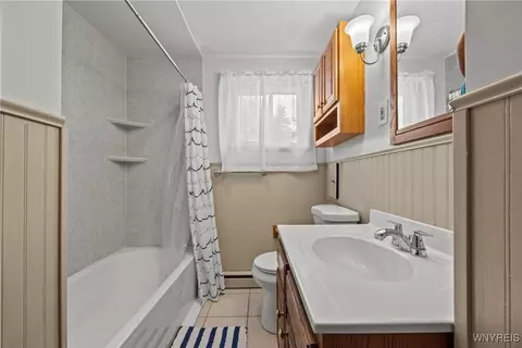 Bath - 50 Pardee Ave, Lancaster, NY 14086 photo 2 of 3