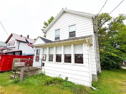 61 Maple Ave, Oakfield, NY 14125