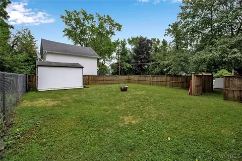 Exterior - 116 Hamlin Ave, Aurora, NY 14052 photo 3 of 4