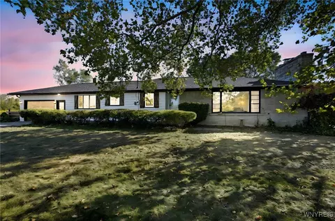 11272 Slade Rd, Ridgeway, NY 14103