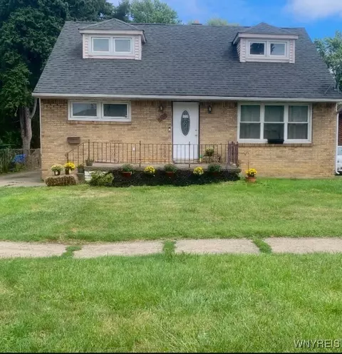 392 S Shore Blvd, Lackawanna, NY 14218