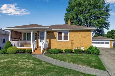 34 Ceil Dr, Cheektowaga, NY 14227