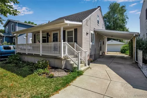 39 Delray Ave, West Seneca, NY 14224