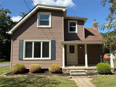 2508 Emery Rd, Aurora, NY 14139