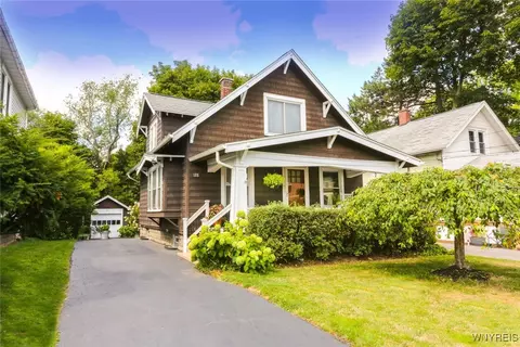 128 Evans St, Amherst, NY 14221
