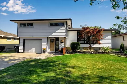 83 Millwood Dr, Tonawanda, NY 14150