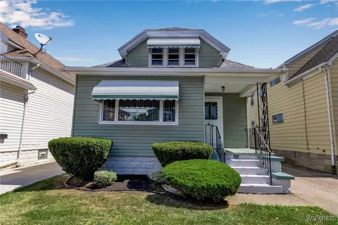 305 S Ogden St, Buffalo, NY 14206