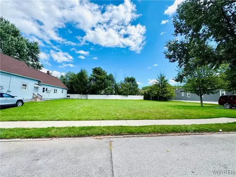 137 Kosciuszko St, Buffalo, NY 14212