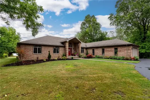 475 Lake Rd, Porter, NY 14174