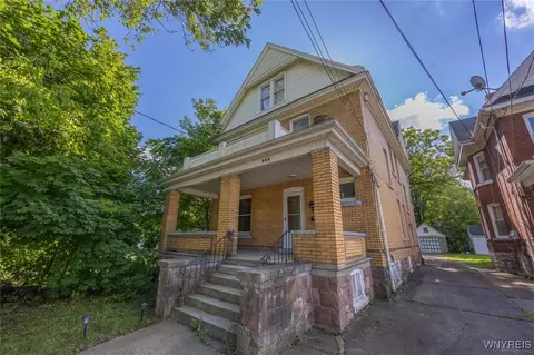 346 Portage Rd, Niagara Falls, NY 14303