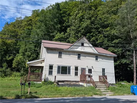 12380 Big Tree Rd, Wales, NY 14169