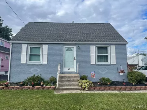 58 Southcrest Ave, Cheektowaga, NY 14225