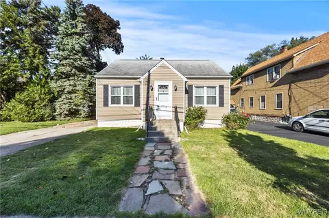 42 Springville Ave, Amherst, NY 14226