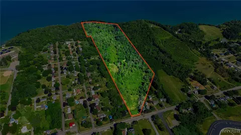 468 Lake Shore Dr E, Dunkirk, NY 14048