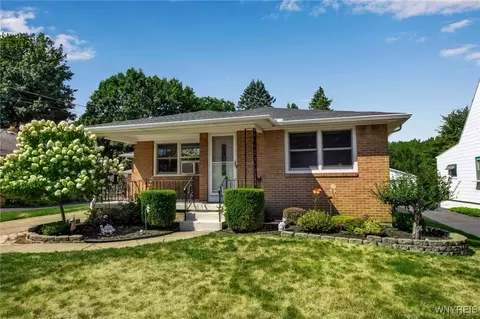 442 Rowley Rd, Depew, NY 14043