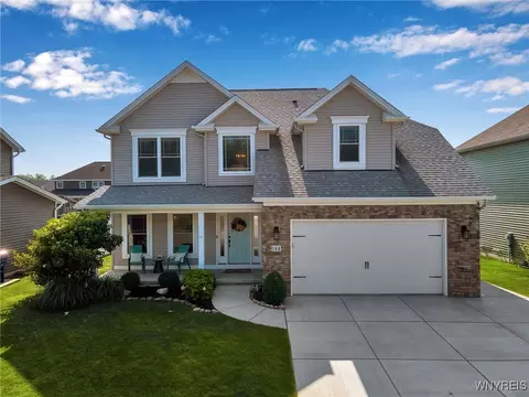 144 Boxelder Ln, Amherst, NY 14228