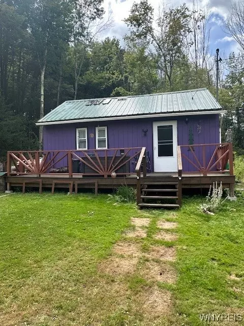 8402 Kingsbury Hill Rd, Farmersville, NY 14737