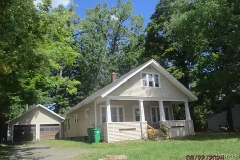 323 W Main St, Springville, NY 14141