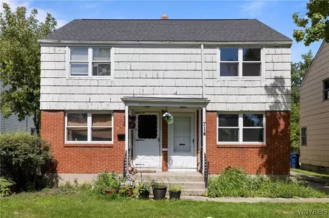 712-714 Taunton Pl, Buffalo, NY 14214