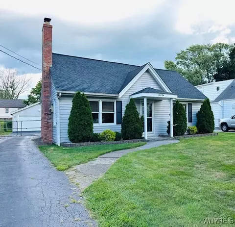 209 59th St, Niagara Falls, NY 14304