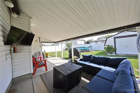 Exterior - 21 Terrell St, Depew, NY 14043 photo 4 of 6