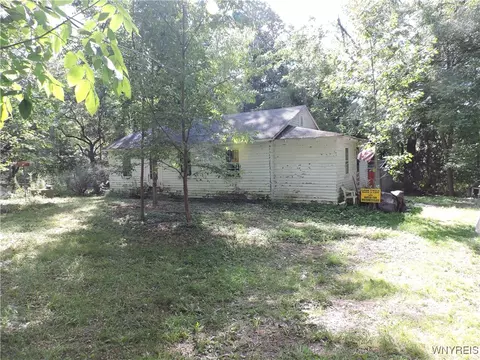 11232 Snyder Rd, Concord, NY 14141