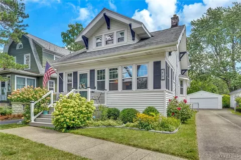 211 Westfield Rd, Amherst, NY 14226