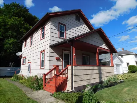 51 Olean St, Bolivar, NY 14715