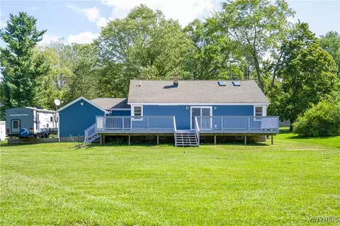 Exterior - 726 Schultz Rd, Elma, NY 14059 photo 12 of 12