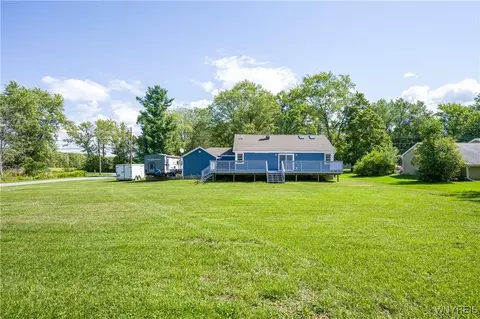 Exterior - 726 Schultz Rd, Elma, NY 14059 photo 11 of 12