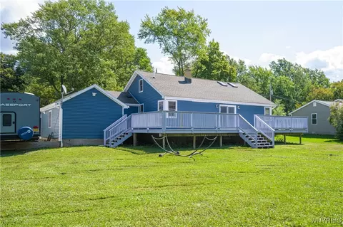 Exterior - 726 Schultz Rd, Elma, NY 14059 photo 10 of 12