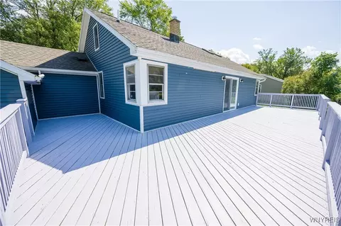 Exterior - 726 Schultz Rd, Elma, NY 14059 photo 6 of 12