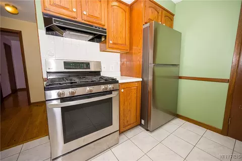 Kitchen - 726 Schultz Rd, Elma, NY 14059 photo 4 of 4